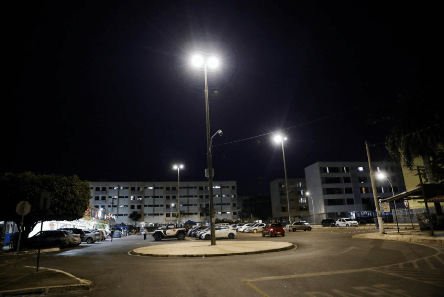 Cuiabá determina que condomínios fechados paguem energia de iluminação das áreas internas