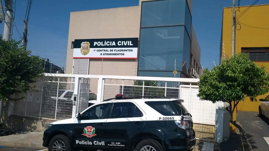 Professor com deficiência visual denuncia agressão e ameaças de morte feitas por vizinho em condomínio