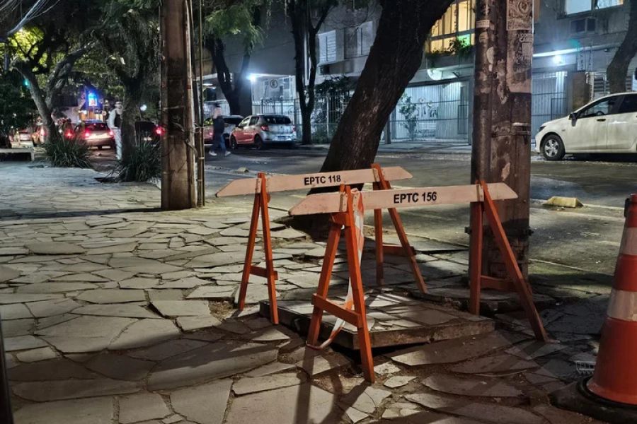 Condomínio em Porto Alegre sofre três furtos de cabos de energia e fica sem luz após novo ataque