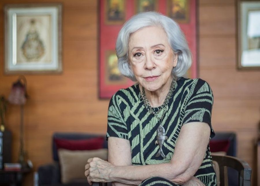 Fernanda Montenegro vence disputa judicial contra vizinho por danos em apartamento