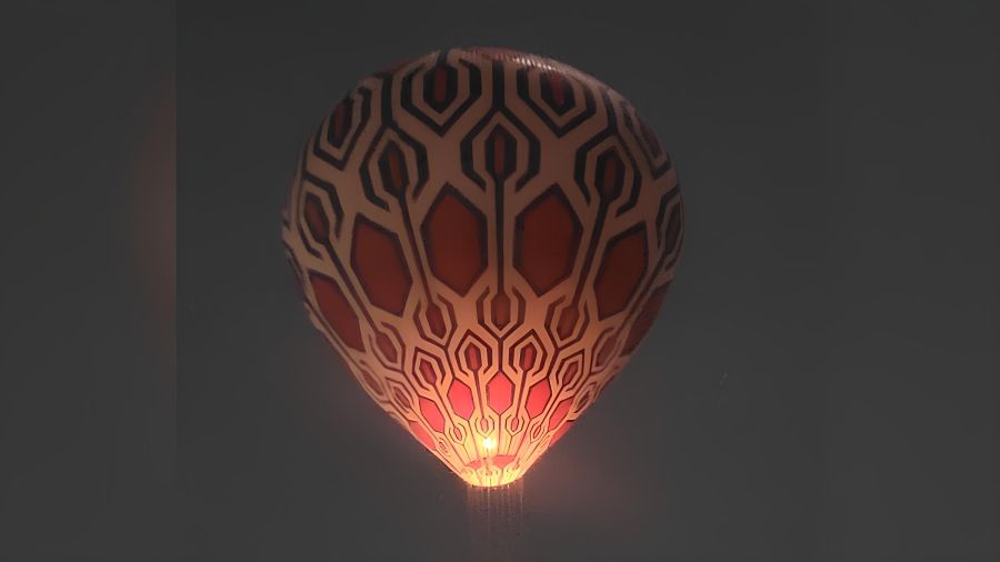 Balão cai em condomínio na Barra da Tijuca e incêndio assusta moradores