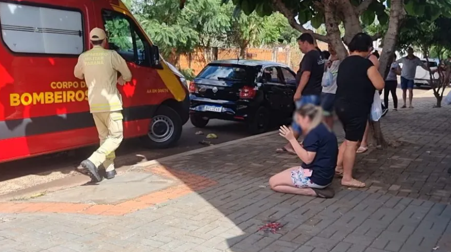 Criança de um ano e oito meses cai do segundo andar de prédio