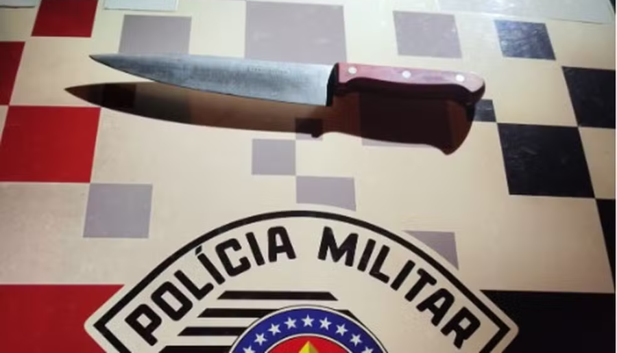 Morador esfaqueia síndico e tenta incendiar apartamento em Piracicaba