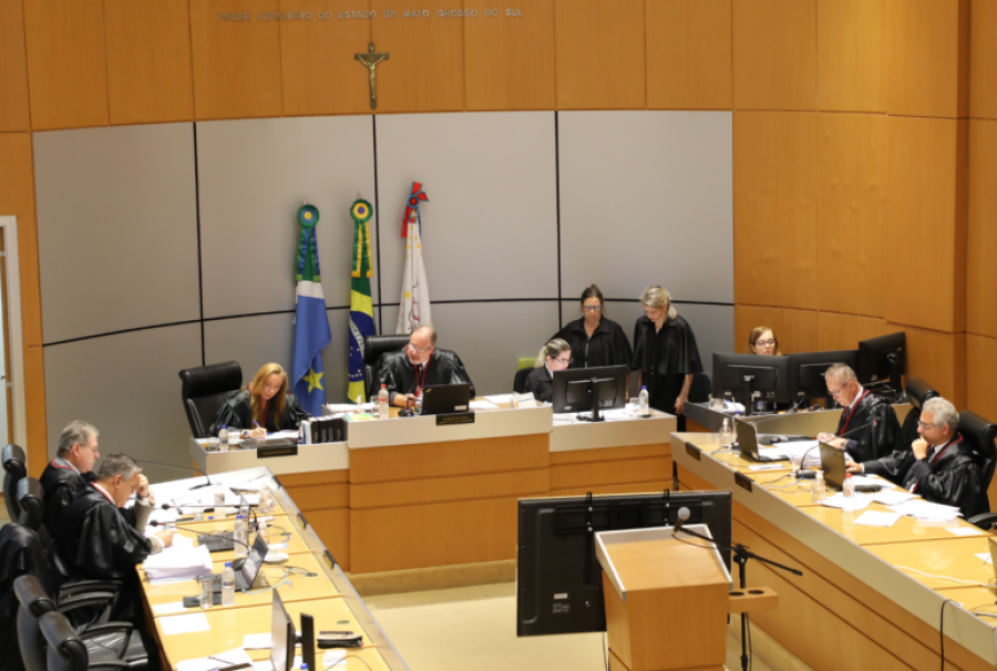 Morador é excluído de condomínio após comportamento inadequado e decisão é mantida pela justiça