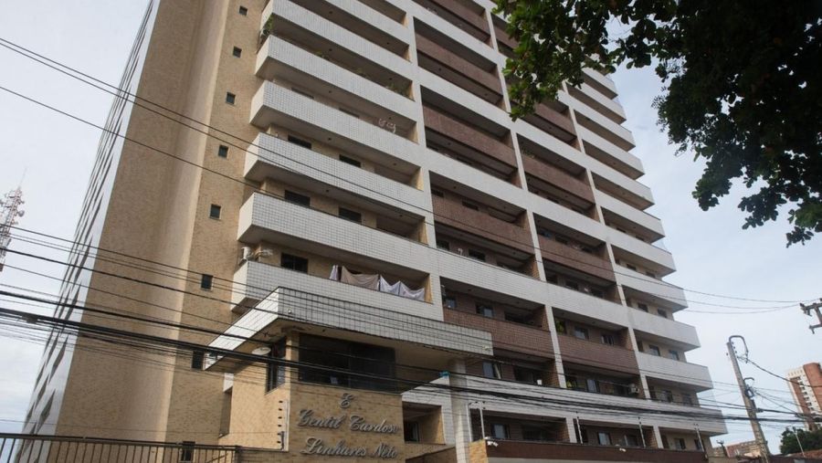 Moradores denunciam abandono e falta de manutenção em imóveis de luxo em Fortaleza