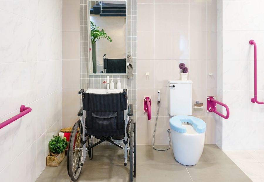 Acessibilidade em Banheiros: Exigências e Soluções