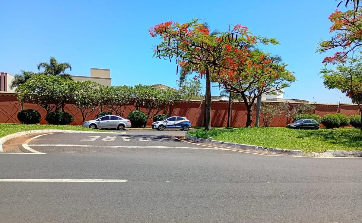 creci-mg-uberaba-condominios.webp